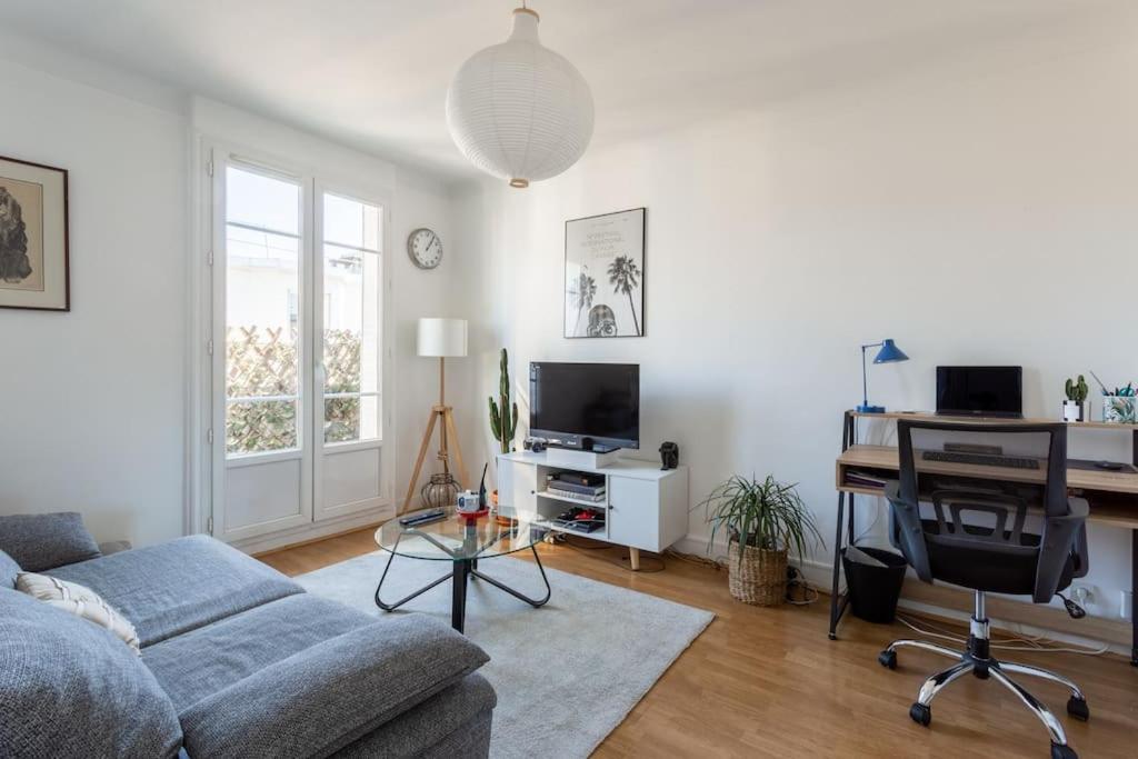 Gaspar - 2 Pieces Au Dernier Etage Avec Balcon Boulogne-Billancourt Extérieur photo